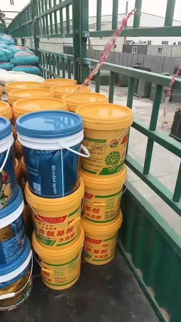 水溶肥搭配有机肥发一车，有需要的老板联系我